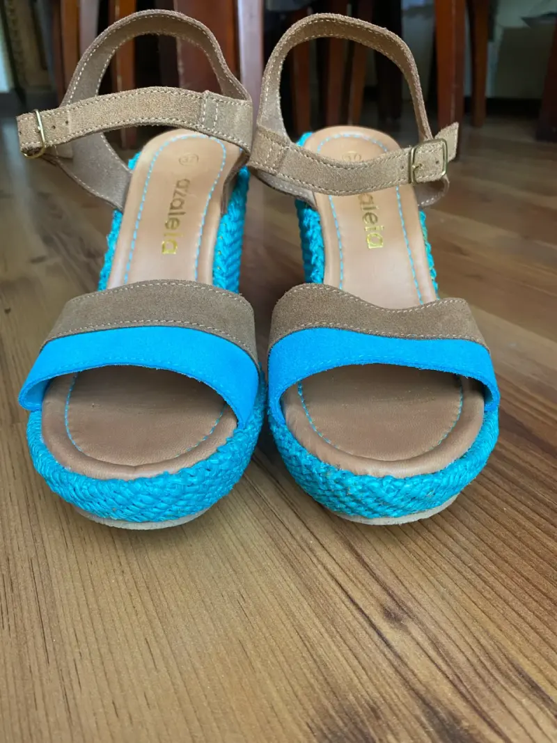 Sandalias de cuero turquesa y marrón para mujer - 6
