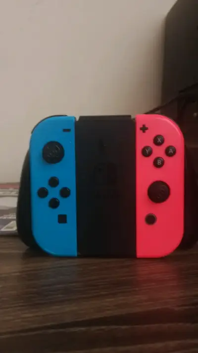 Controles Joy-Con para Nintendo Switch - miniatura 2