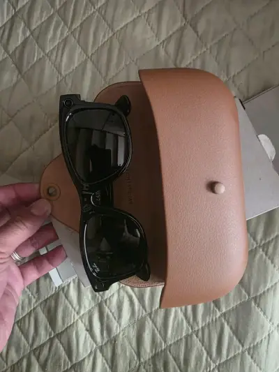 Gafas Inteligentes Ray-Ban Meta con Estuche - miniatura 2