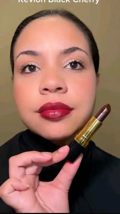Labial Revlon Super Lustrous Black Cherry 640 - miniatura 3