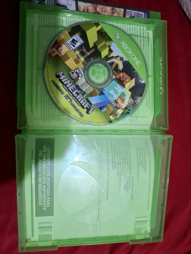 Juegos Xbox One Grand Theft Auto V y Minecraft - 4
