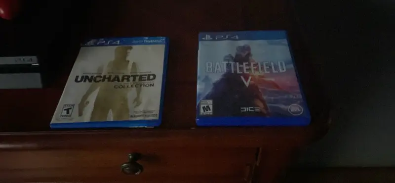 Juegos PS4 Uncharted Collection y Battlefield V - 2