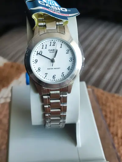 Reloj Casio de Pulsera Acero Inoxidable - miniatura 1