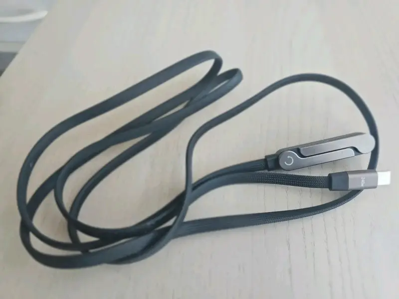 Cable gamer y soporte USB Tipo C 240W Carga Rápida - 1