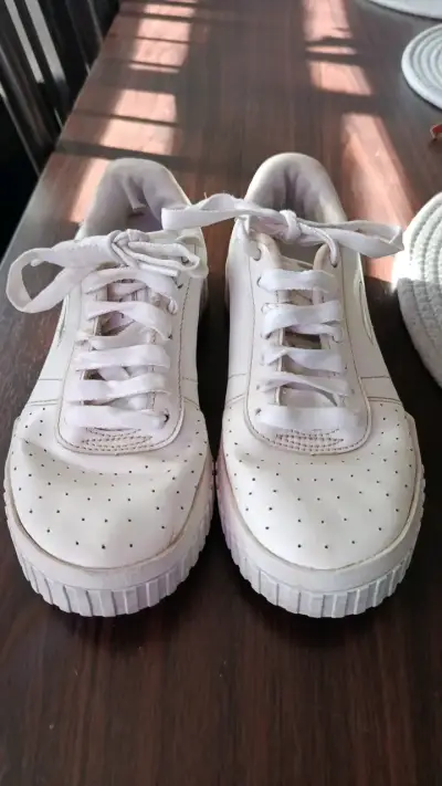 Zapatillas deportivas blancas Puma para mujer - miniatura 3