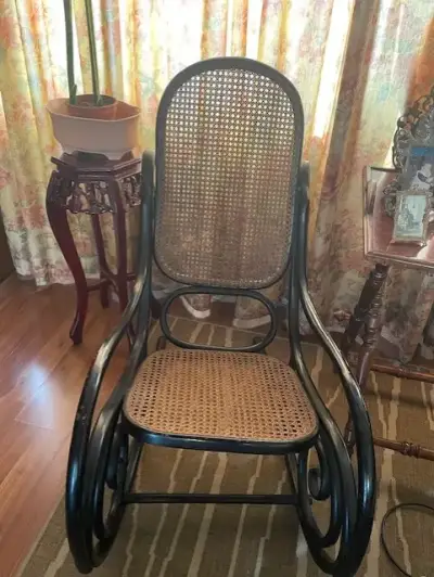 Silla mecedora Thonet - miniatura 1