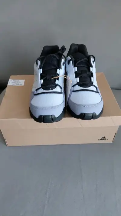 Zapatillas Outdoor Niña Adidas Terrex Celeste - miniatura 2