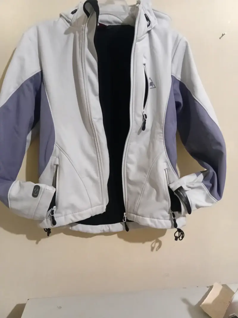 Chaqueta deportiva blanca con capucha Le Coq Sportif - 7