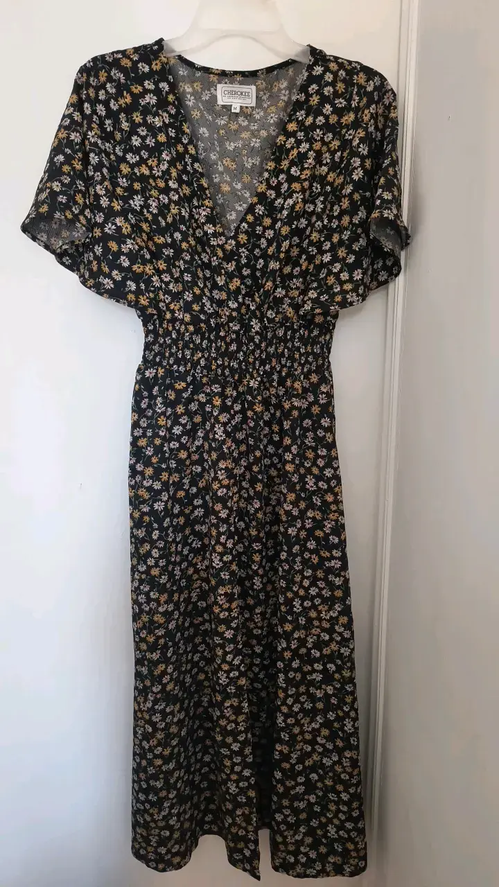 Vestido largo floral Cherokee talla M/L - 1