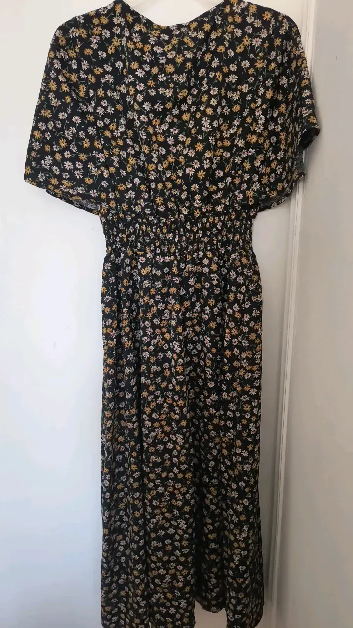 Vestido largo floral Cherokee talla M/L - 3