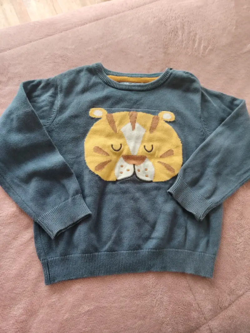 Suéter infantil con diseño de tigre - 1