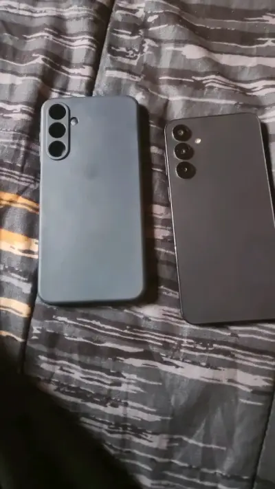 Samsung Galaxy a16 incluye carcasa para repuestos - miniatura 1