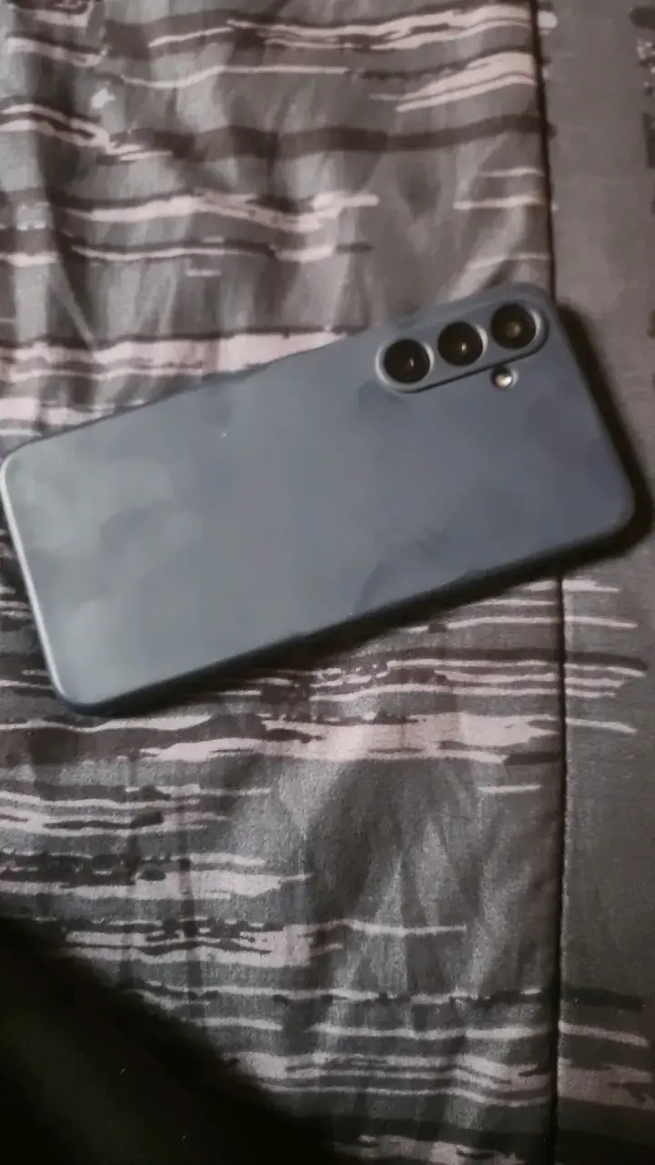 Samsung Galaxy a16 incluye carcasa para repuestos - 6