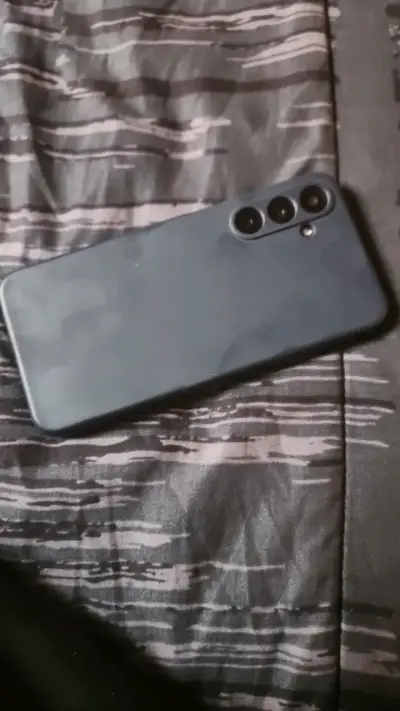 Samsung Galaxy a16 incluye carcasa para repuestos - miniatura 6