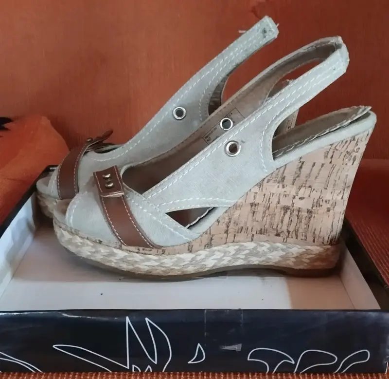 Sandalias de cuña beige Marie Claire - 1