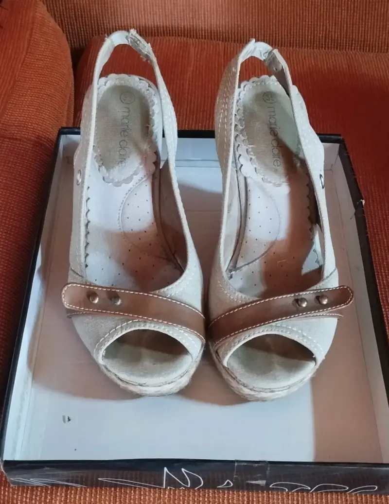 Sandalias de cuña beige Marie Claire - 2