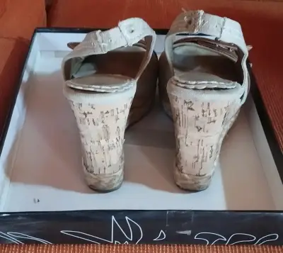 Sandalias de cuña beige Marie Claire - miniatura 3