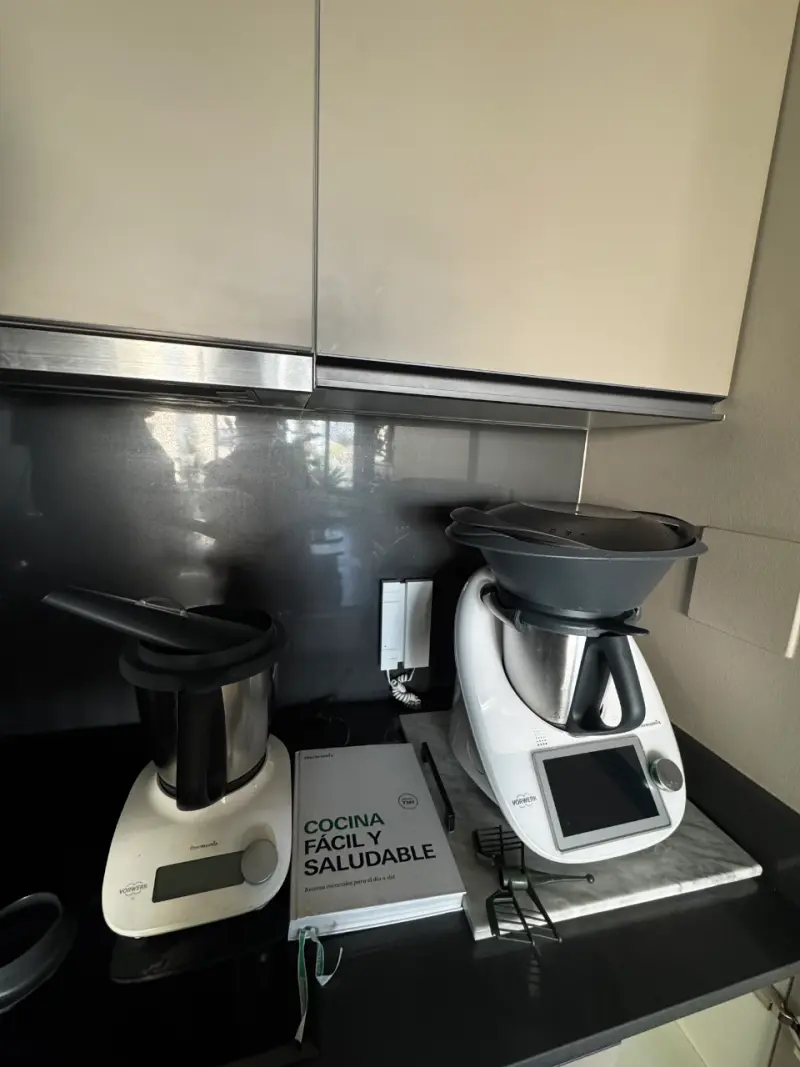 Robot de Cocina Thermomix Vorwerk con Accesorios - 2