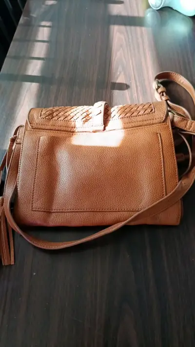 Cartera de cuero marrón con flecos - miniatura 3