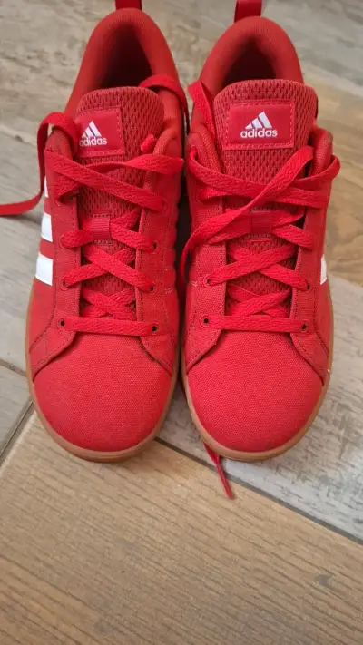 Zapatillas deportivas rojas Adidas para hombre - miniatura 1