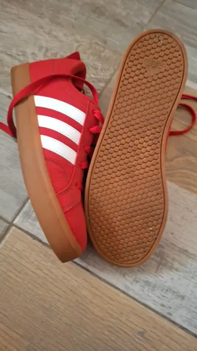 Zapatillas deportivas rojas Adidas para hombre - miniatura 3