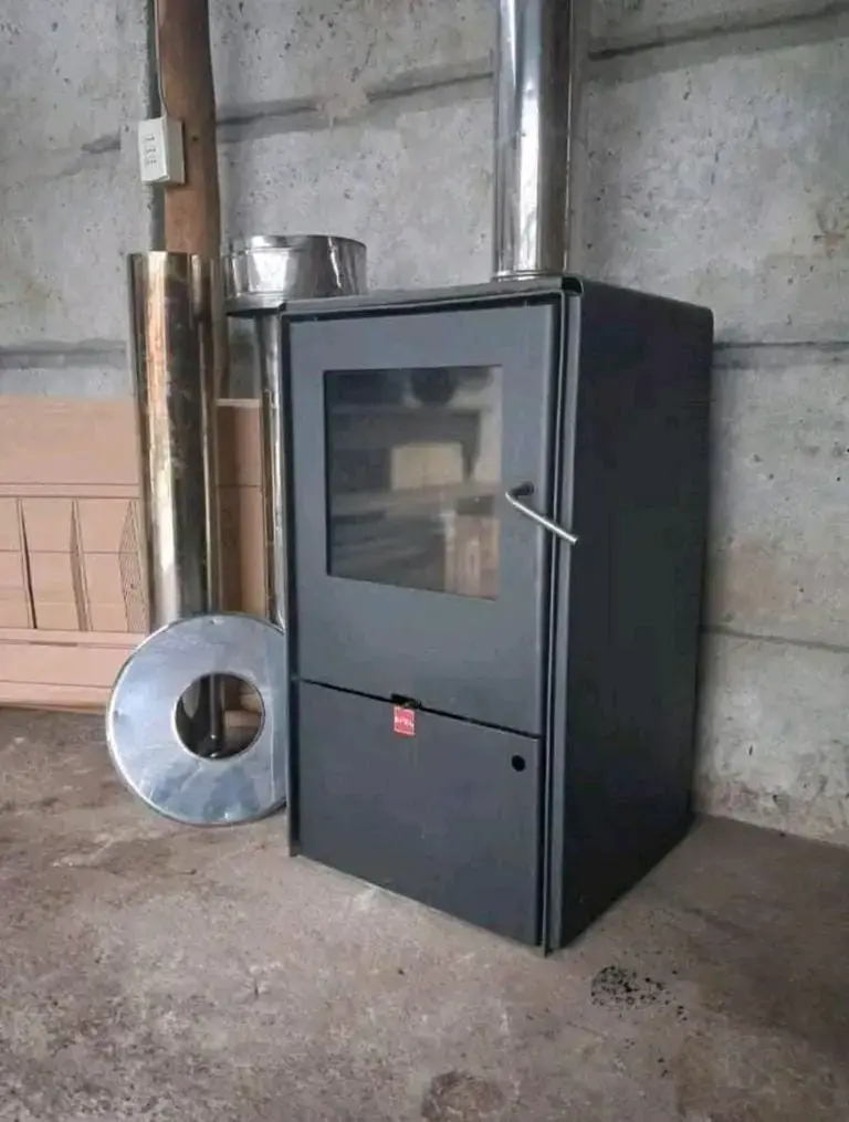 Juego de comedor de madera con 6 sillas - 2