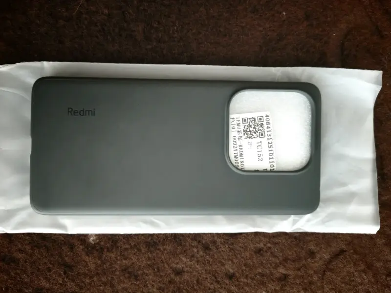 Smartphone Xiaomi Redmi Note 14 5G con cámara 108MP - 5