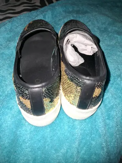 Zapatillas slip-on con lentejuelas camufladas - miniatura 3