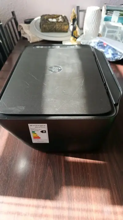 Impresora multifuncional HP con escáner - miniatura 1