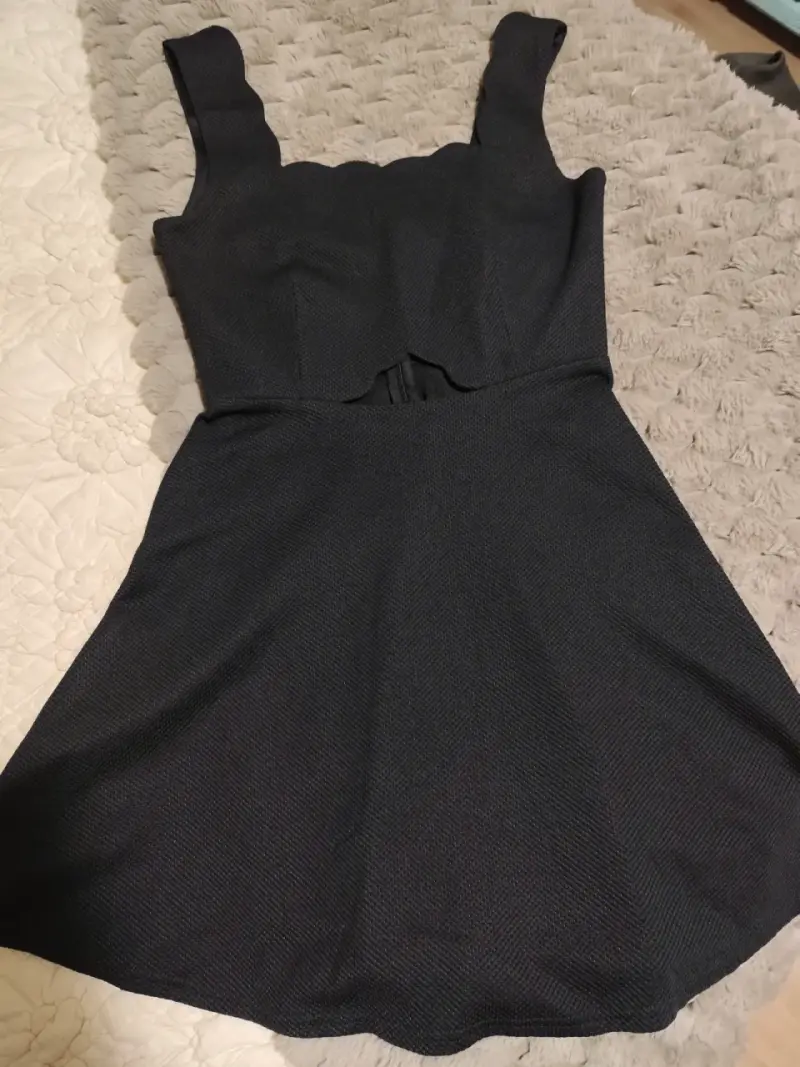 Vestido negro elegante talla S