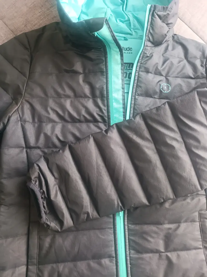 Chaqueta Latitude repelente y relleno de pluma - 3