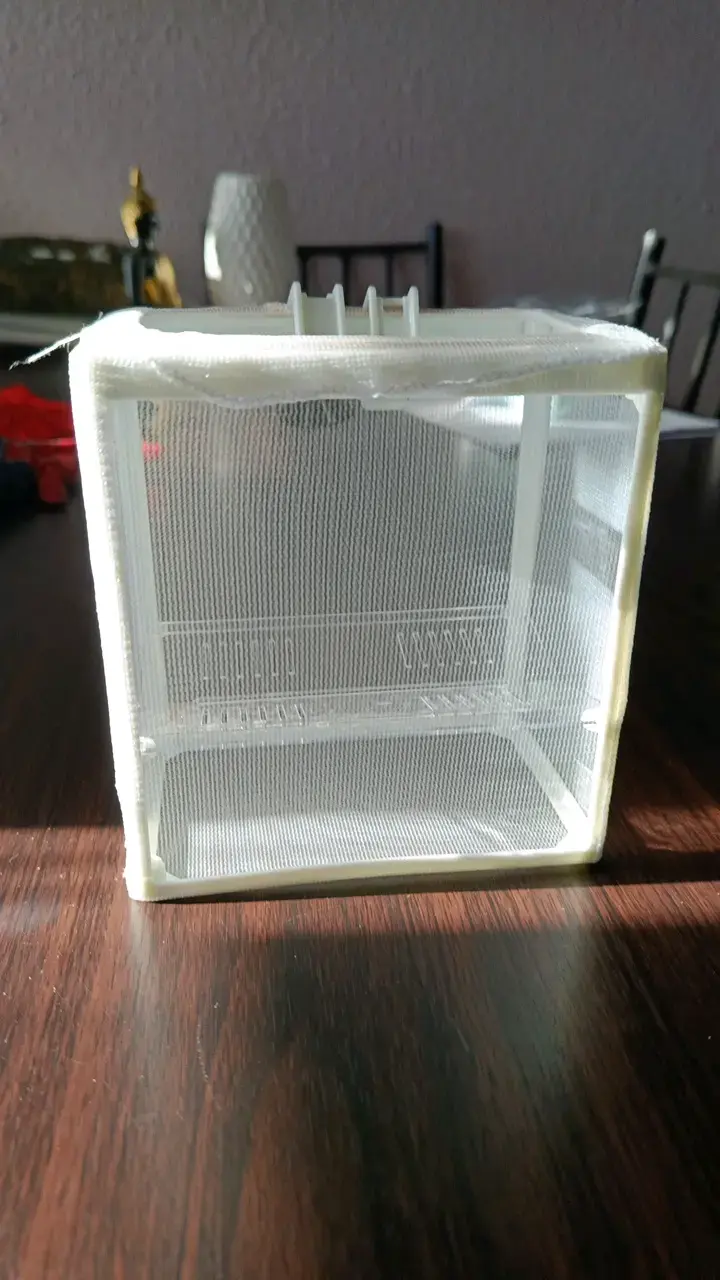 Paridora para peces - 1