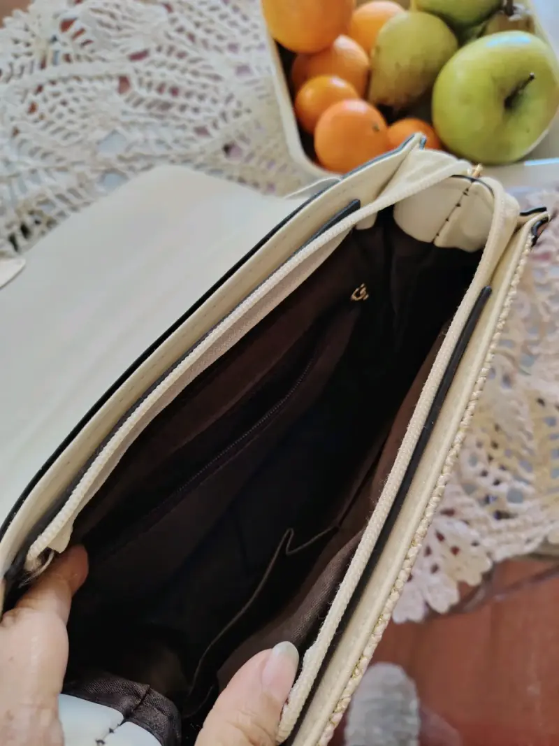 Cartera de mano beige - 3