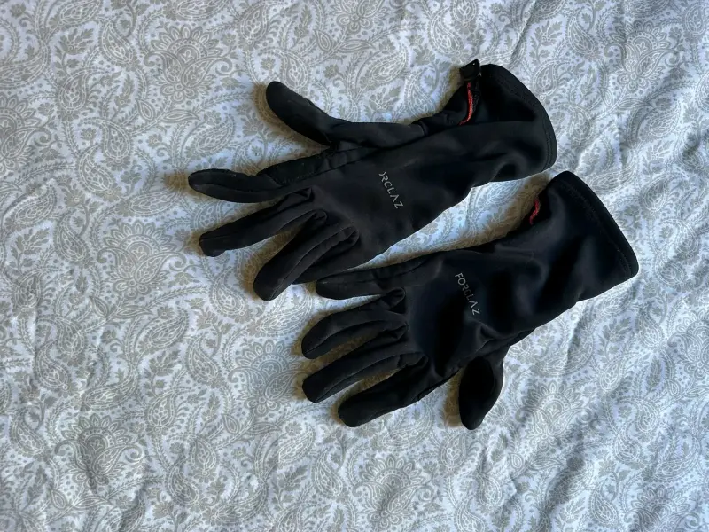 Guantes térmicos negros Forclaz para trekking - 1