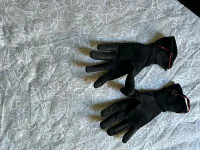 Guantes térmicos negros Forclaz para trekking - miniatura 2