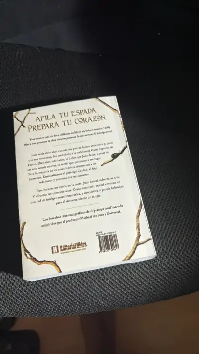 Libro 'El Príncipe Cruel' de Holly Black - miniatura 2
