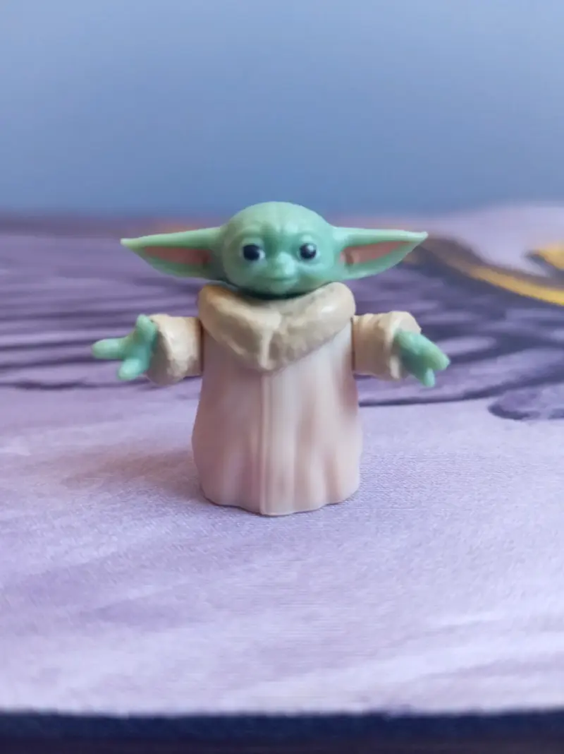 Figura de colección Baby Yoda en cápsula - 5