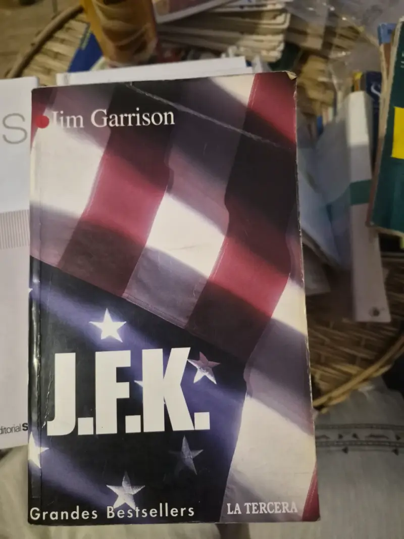 Libro J.F.K. de Jim Garrison