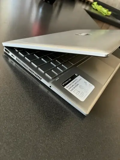 Laptop HP Pavilion x360 convertible Intel Core i3 - miniatura 3