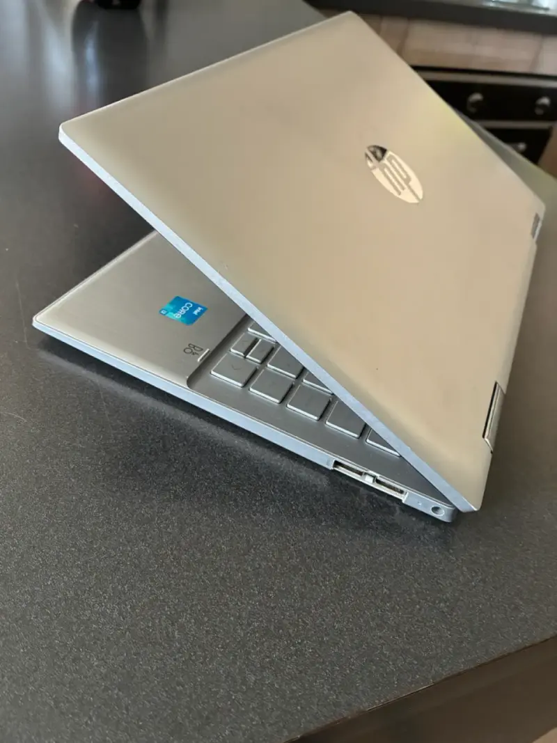 Laptop HP Pavilion x360 convertible Intel Core i3 - 4