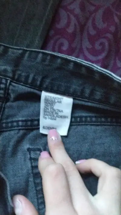 Jeans de mezclilla gris oscuro para mujer - miniatura 3
