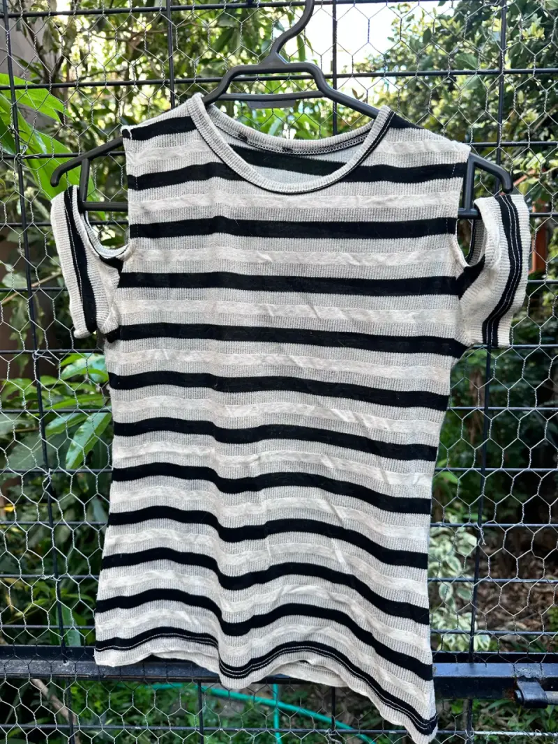 Polera de rayas sin mangas para mujer
