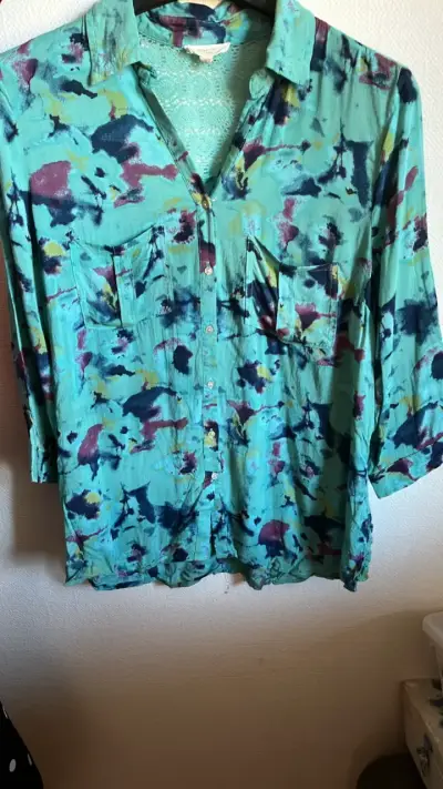 Blusa estampada Regatta con encaje - miniatura 1