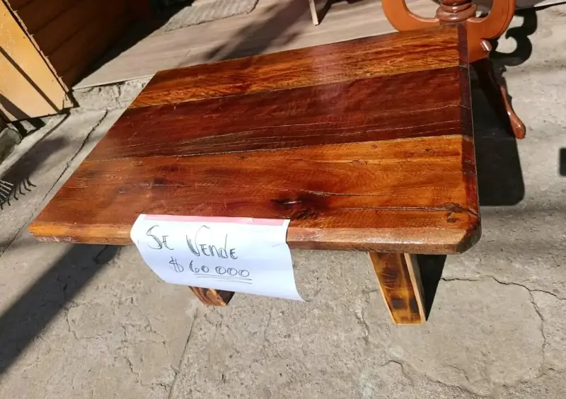 Mesa de madera rústica para sala - 3