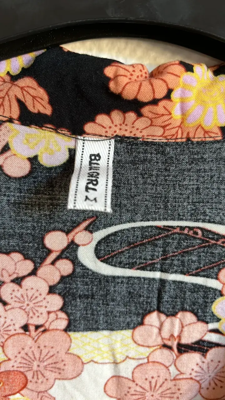 Camisa hawaiana negro floral multicolor - 3