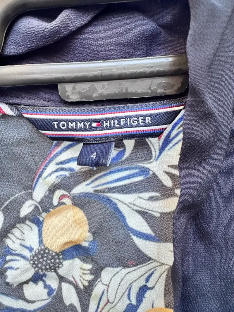 Vestido Tommy H azul flores - 2