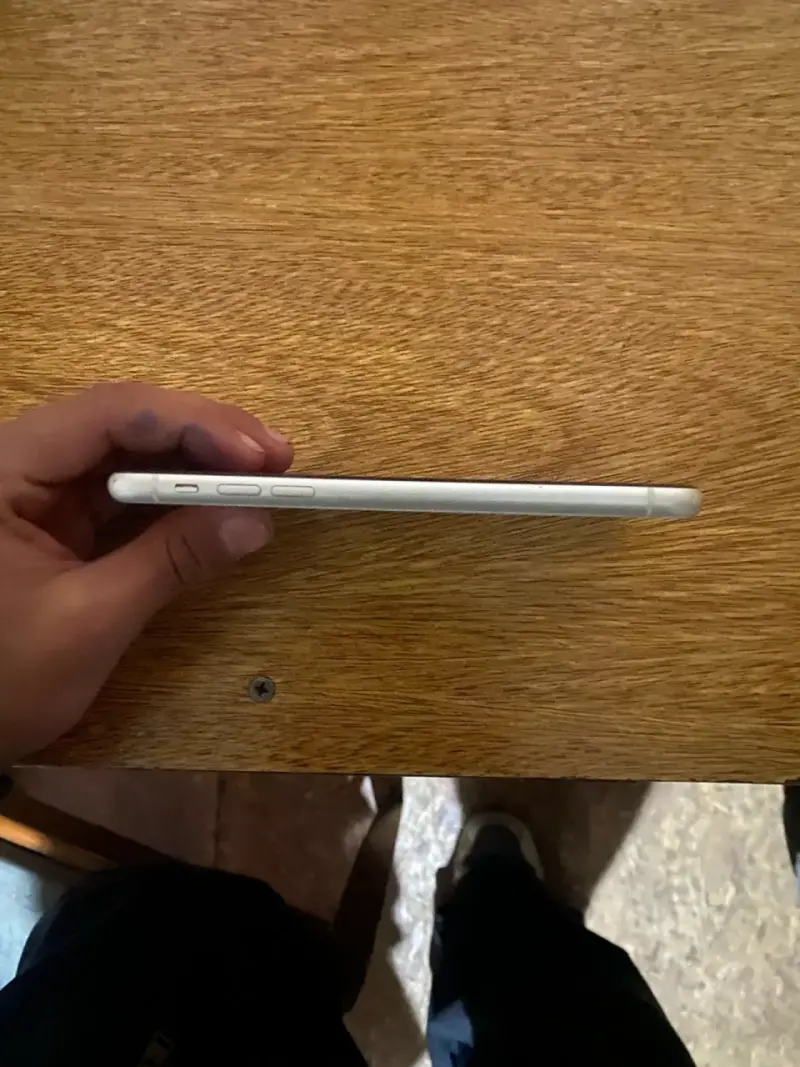 iPhone 11 128GB - 5