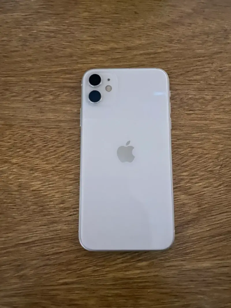 iPhone 11 128GB - 6