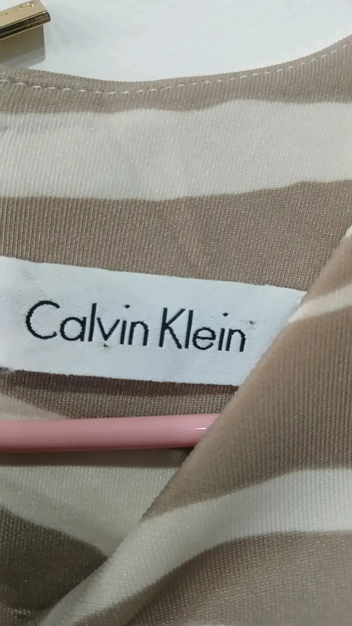 Vestido Calvin Klein estampado animal print - 2