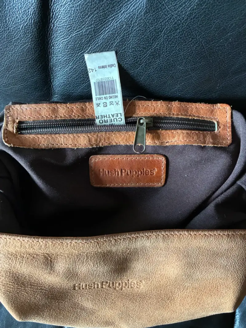 Bolso morral de cuero marrón Hush Puppies - 5